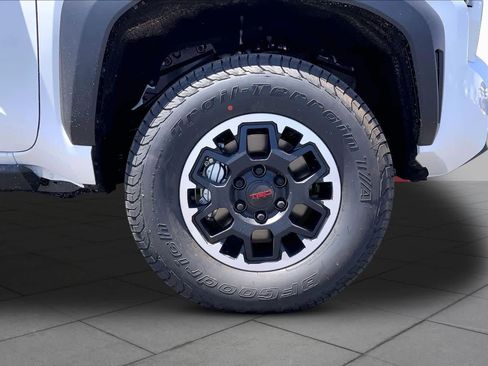 New 2026 Toyota Tacoma TRD Off-Road AWD/4WD image 11