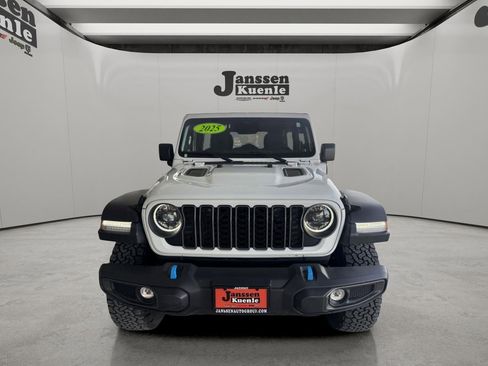 Used 2025 Jeep Wrangler Unlimited Rubicon 4xe AWD/4WD image 4