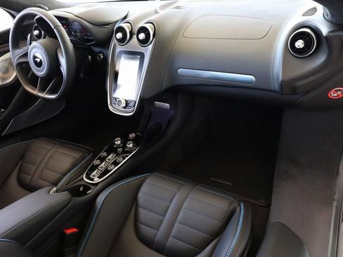 New 2025 McLaren GTS image 15