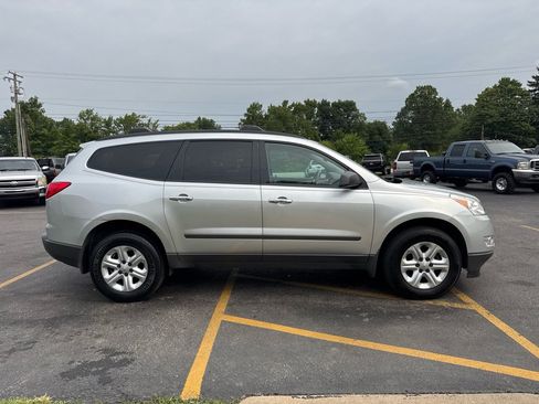 Used 2012 Chevrolet Traverse LS FWD image 5