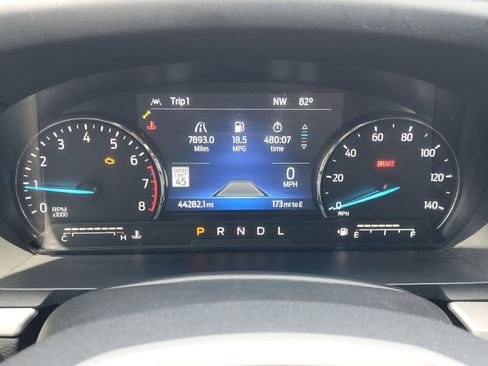 Used 2023 Ford Explorer XLT w/ Equipment Group 202A RWD image 19