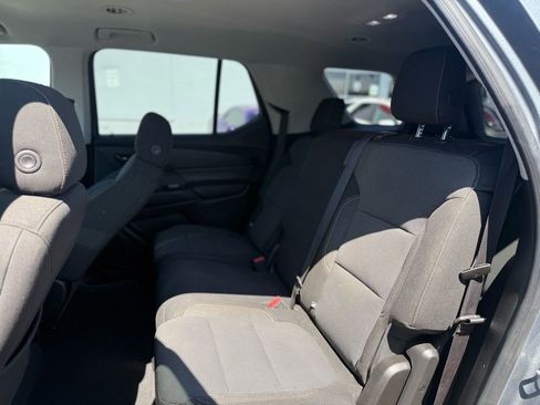 Used 2018 Chevrolet Traverse LS FWD image 14