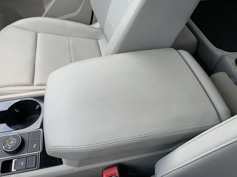 Used 2022 Volkswagen Atlas SE image 47