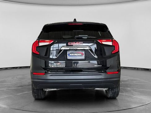 Used 2024 GMC Terrain SLE AWD/4WD image 4