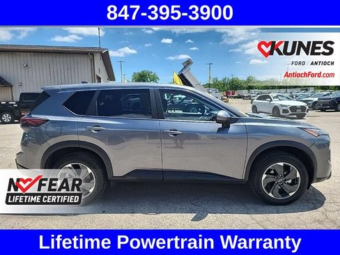 Used 2025 Nissan Rogue SV AWD/4WD image 18