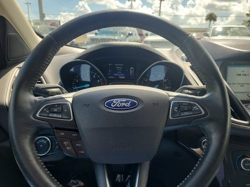 Used 2019 Ford Escape SE FWD image 20