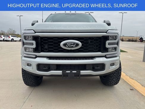 Used 2026 Ford F450 Lariat image 3