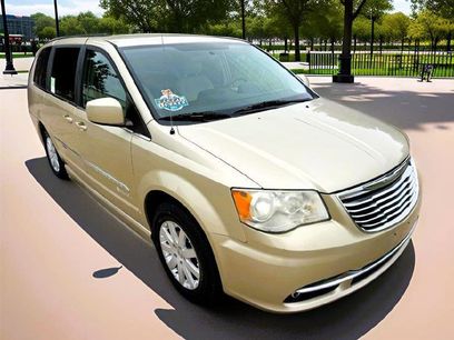 Used 2011 Chrysler Town & Country Touring-L w/ Trailer Tow Group