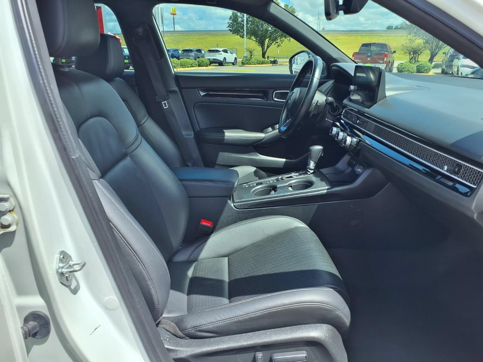 Used 2025 Honda Civic Sport image 14