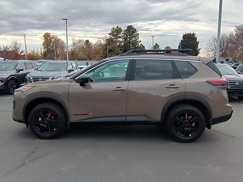 New 2026 Nissan Rogue Rock Creek image 9