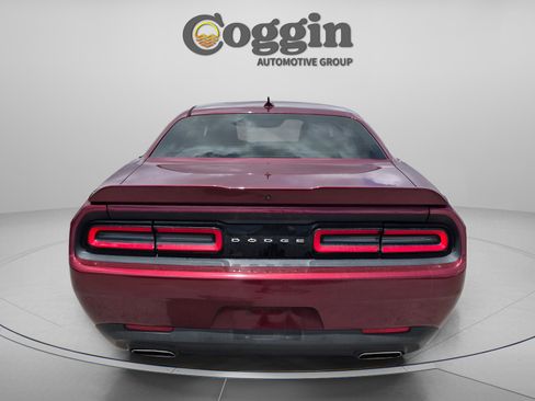 Used 2018 Dodge Challenger SXT Plus RWD image 5