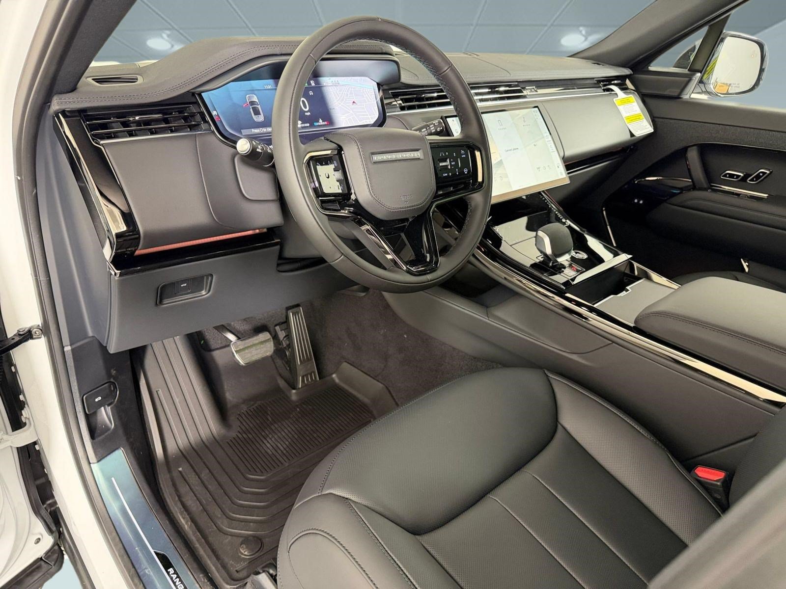 New 2026 Land Rover Range Rover Sport Dynamic SE AWD/4WD image 4