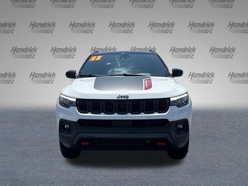 Used 2023 Jeep Compass Trailhawk w/ Trailhawk Elite Group AWD/4WD image 3