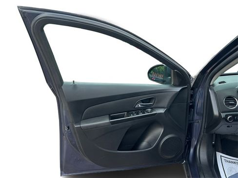 Used 2014 Chevrolet Cruze LT w/ Enhanced Safety Package FWD image 23