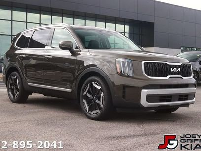 Certified 2025 Kia Telluride EX