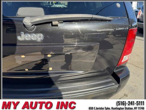 Used 2010 Jeep Grand Cherokee Laredo image 37