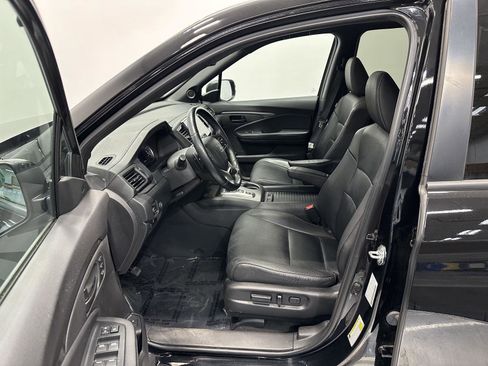 Certified 2023 Honda Passport EX-L image 9