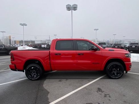 Used 2025 RAM 1500 Big Horn AWD/4WD image 6