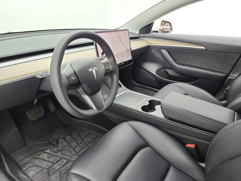 Used 2023 Tesla Model 3 Standard Range RWD image 12