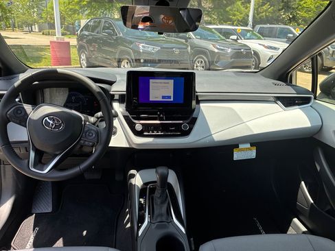 New 2026 Toyota Corolla SE FWD image 17