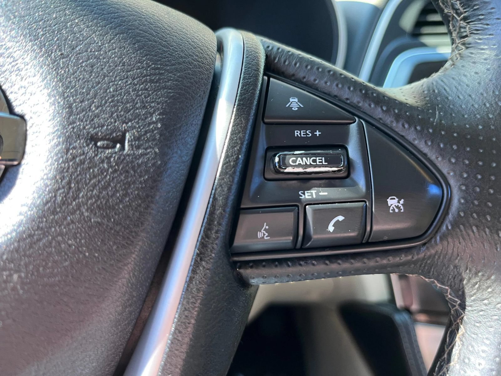 Used 2016 Nissan Maxima Platinum FWD image 14