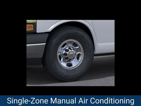 New 2026 Chevrolet Express 2500 w/ Driver Convenience Package image 10