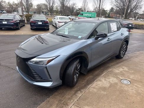 Certified 2025 Lexus RZ 450e w/ Technology Package image 7