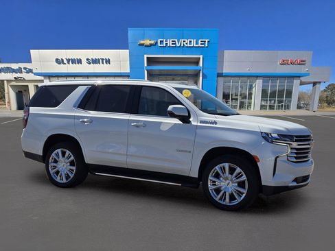 Certified 2024 Chevrolet Tahoe High Country AWD/4WD image 3