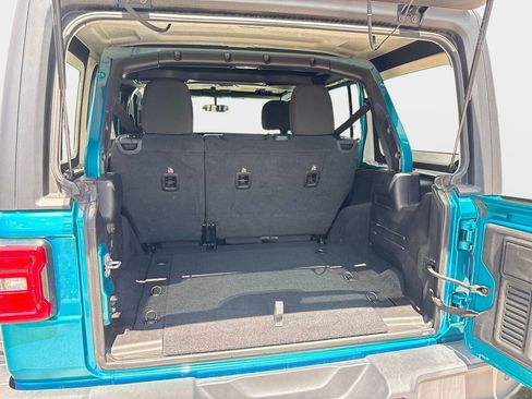 Used 2020 Jeep Wrangler Unlimited Sport S AWD/4WD image 9
