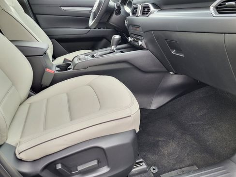 New 2025 MAZDA CX-5 AWD 2.5 S w/ Preferred Package image 18