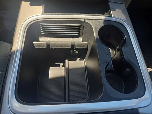 Used 2019 RAM 1500 Big Horn AWD/4WD image 22