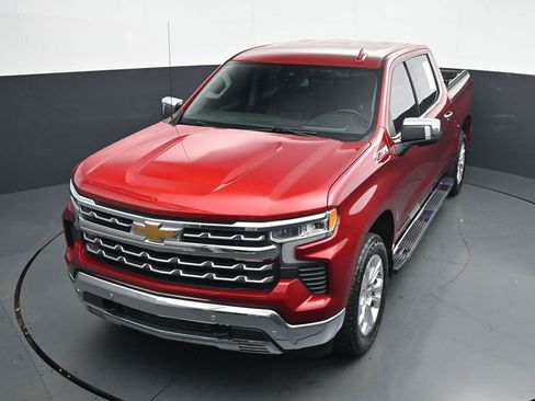 Used 2023 Chevrolet Silverado 1500 LTZ AWD/4WD image 13
