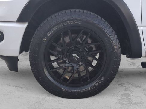 Used 2020 RAM 1500 Sport w/ Level 2 Equipment Goup w/2_L AWD/4WD image 17