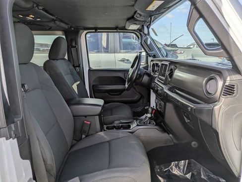 Used 2020 Jeep Wrangler Sport AWD/4WD image 12