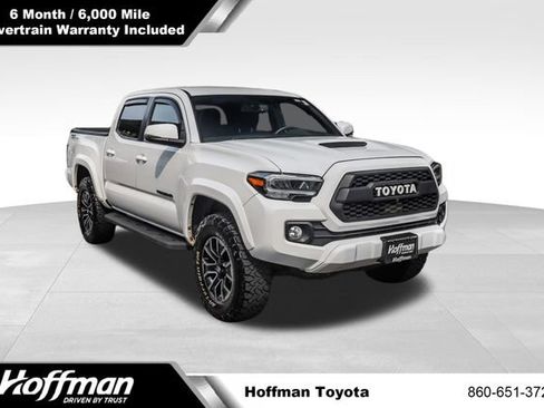 Used 2020 Toyota Tacoma TRD Sport AWD/4WD image 1