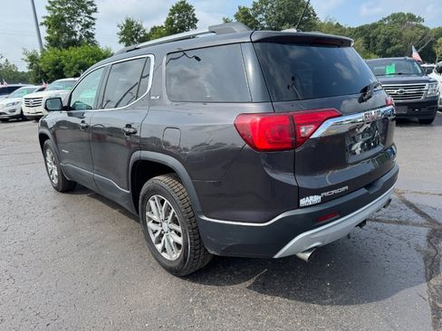 Used 2017 GMC Acadia SLE AWD/4WD image 3