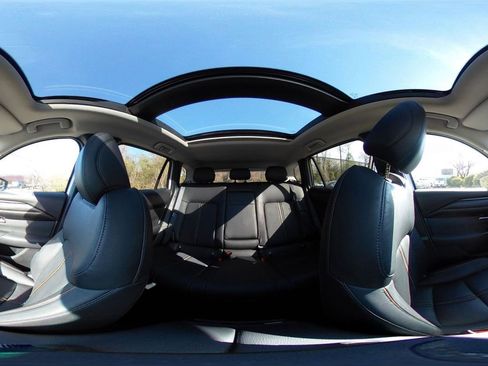 Used 2025 MAZDA CX-50 2.5 Hybrid w/ Premium Plus Pkg image 40