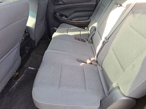 Used 2018 GMC Yukon XL SLE w/ Convenience Package image 8