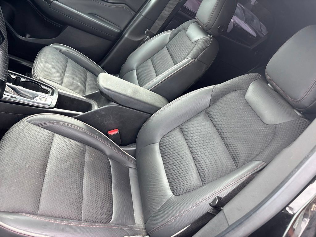 Used 2023 Chevrolet TrailBlazer RS FWD image 11