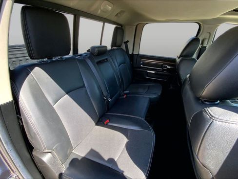 Used 2014 RAM 2500 Laramie w/ Convenience Group AWD/4WD image 20