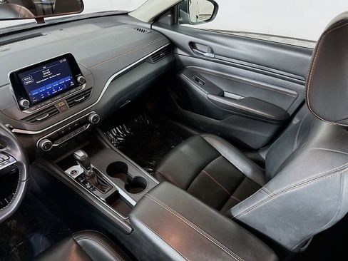 Certified 2020 Nissan Altima 2.5 SR image 30