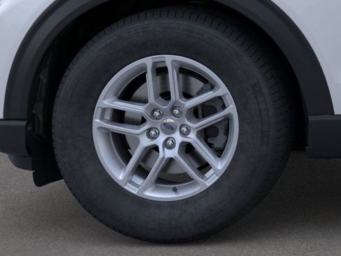 New 2026 Ford Explorer Active image 18