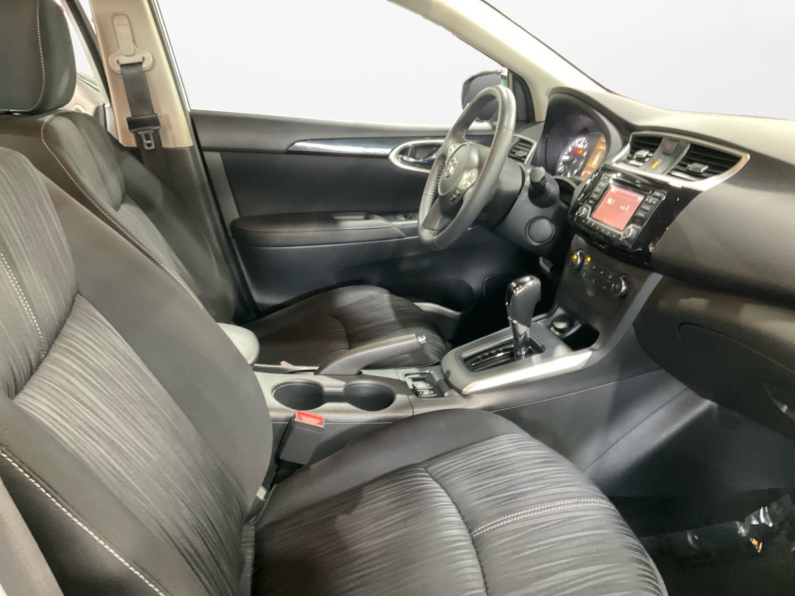 Used 2017 Nissan Sentra SV w/ All Weather Package FWD image 17