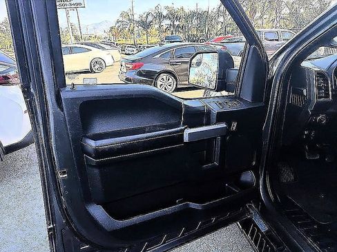 Used 2018 Ford F150 XLT w/ Equipment Group 302A Luxury RWD image 6