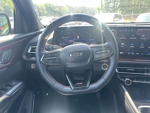 Used 2025 Chevrolet Traverse RS w/ LPO, Floor Liner Package FWD image 25
