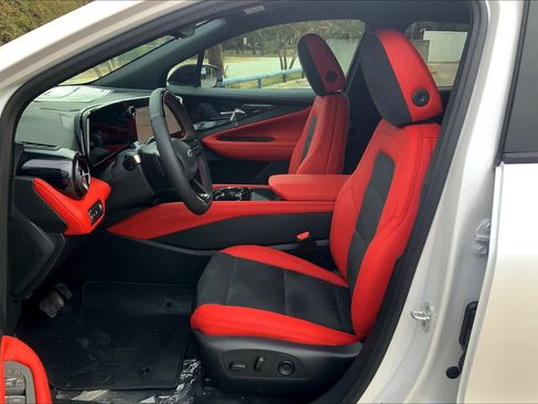 New 2025 Chevrolet Blazer EV RS w/ Super Cruise Package image 9