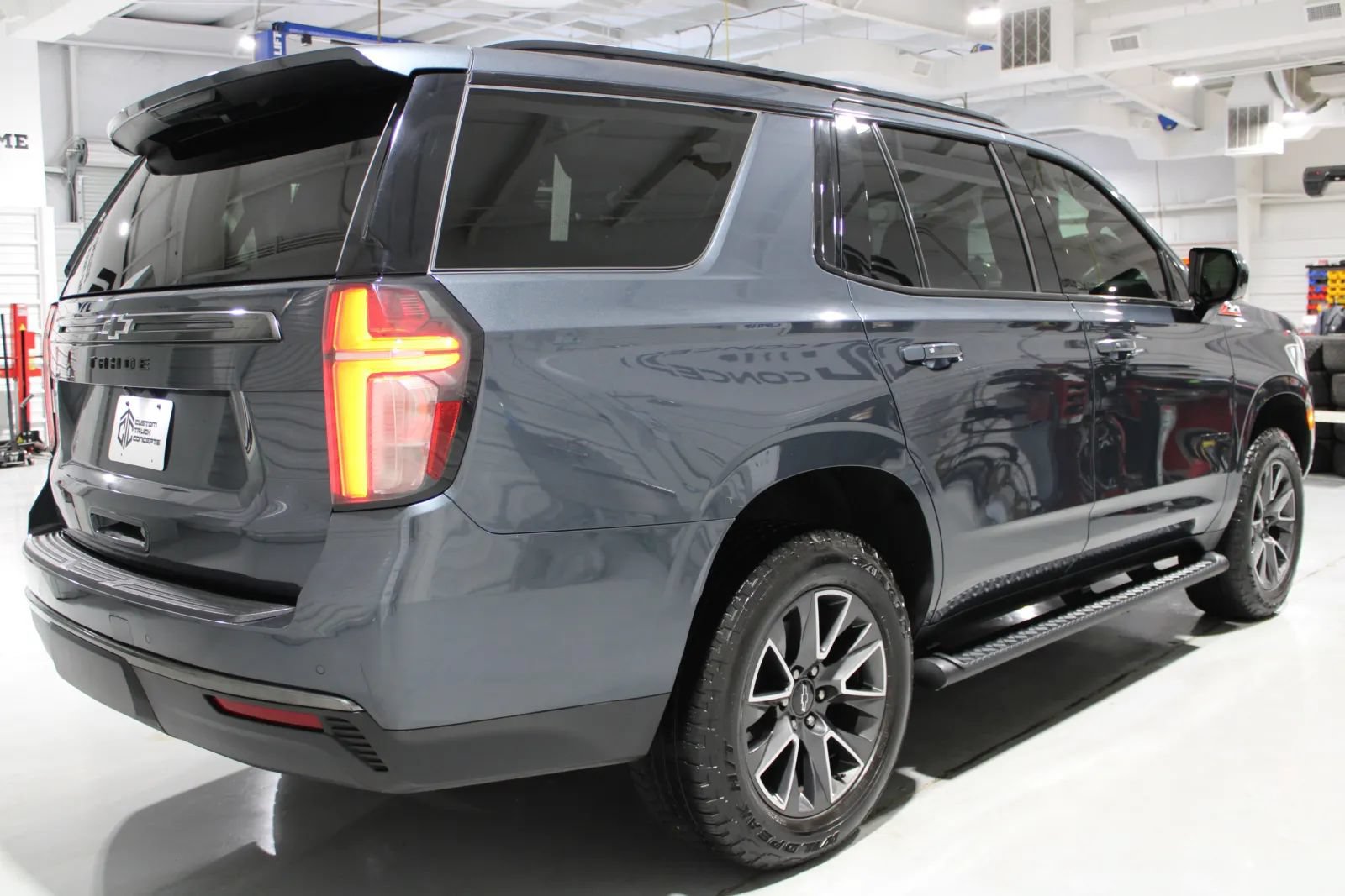 Used 2021 Chevrolet Tahoe Z71 AWD/4WD image 4