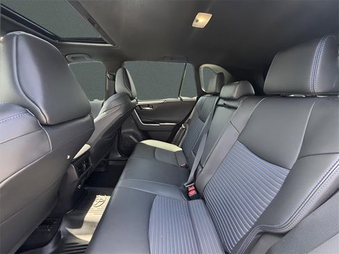 Used 2022 Toyota RAV4 XSE image 15