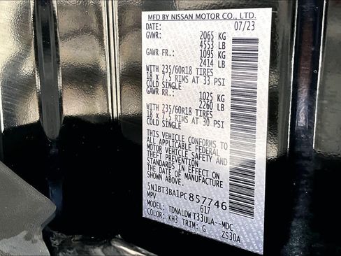 Used 2023 Nissan Rogue SV FWD image 34