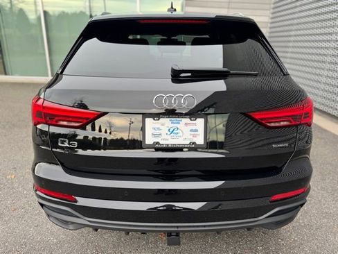 New 2025 Audi Q3 2.0T Premium image 4